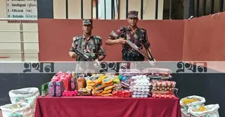 যশোর সীমান্তে বিজিবির অভিযানে ৯ লাখ টাকার মাদক ও চোরাচালানি পণ্য জব্দ